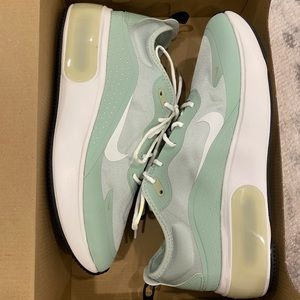 Nike Air Max Dia